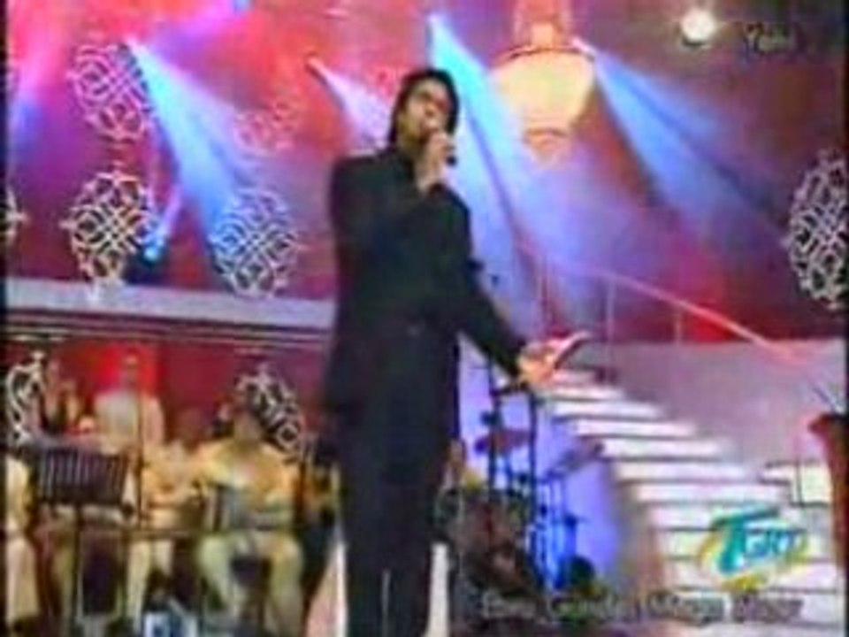 Mahsun kirmizigul Corbaya Tas Katanlar var