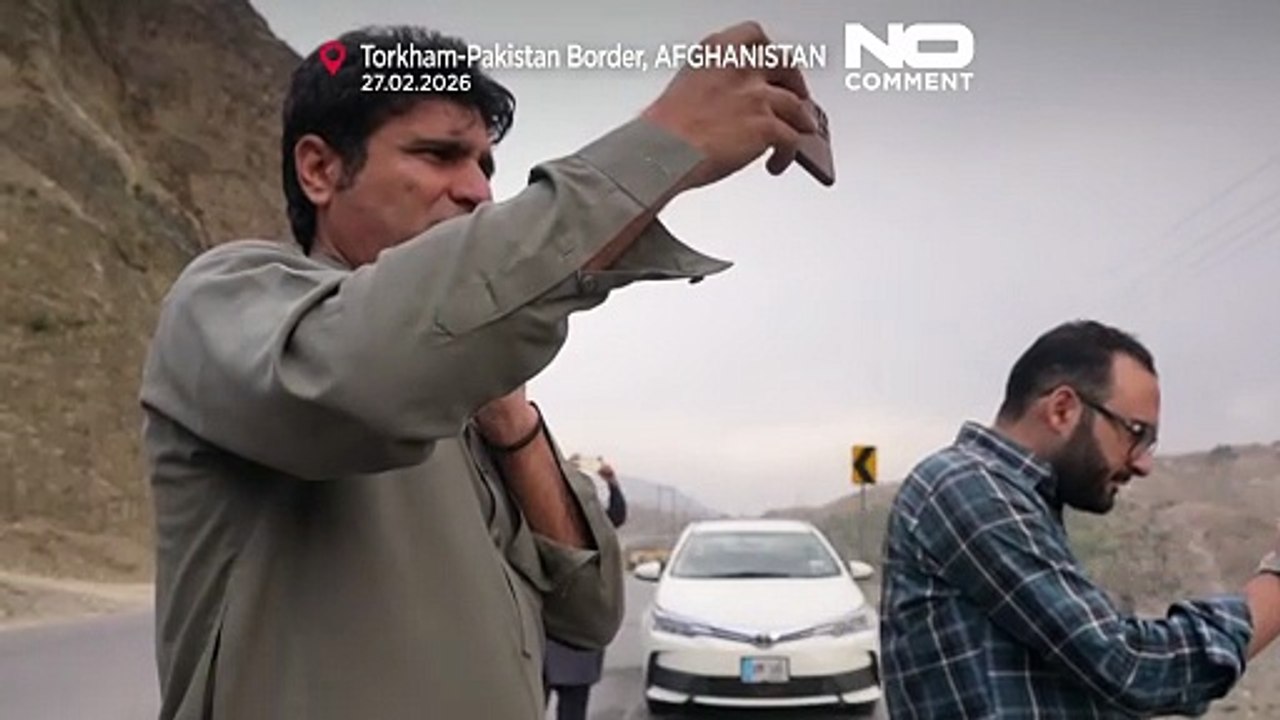 Ανταλλαγή πυρών στα σύνορα Πακιστάν - Αφγανιστάν καθώς αεροπορικές επιδρομές πλήττουν πόλεις