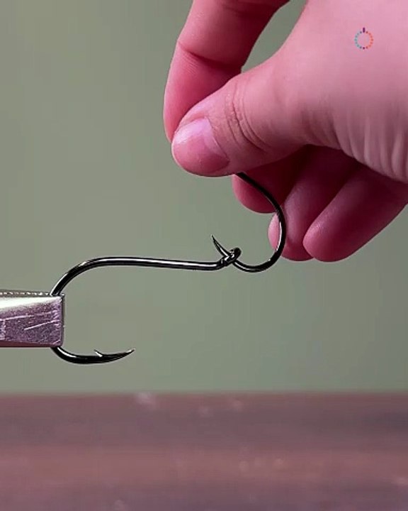 Hooked on this knot trick 🎣