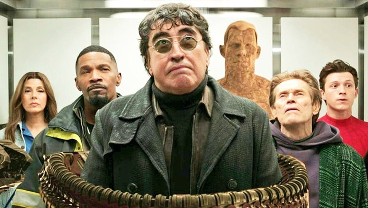 20 Deleted Movie Scenes You Won’t Believe Actually Happened video