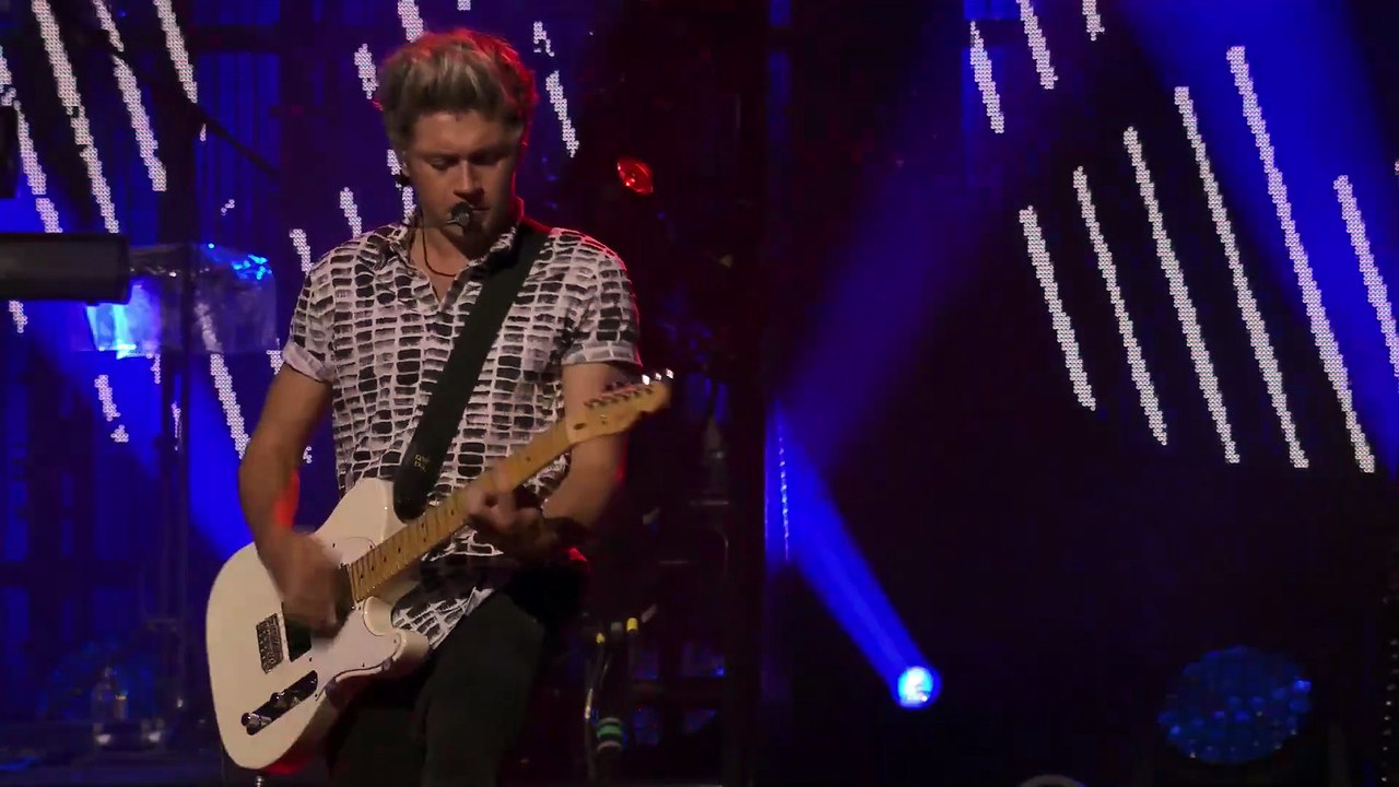 No Control - One Direction (live)
