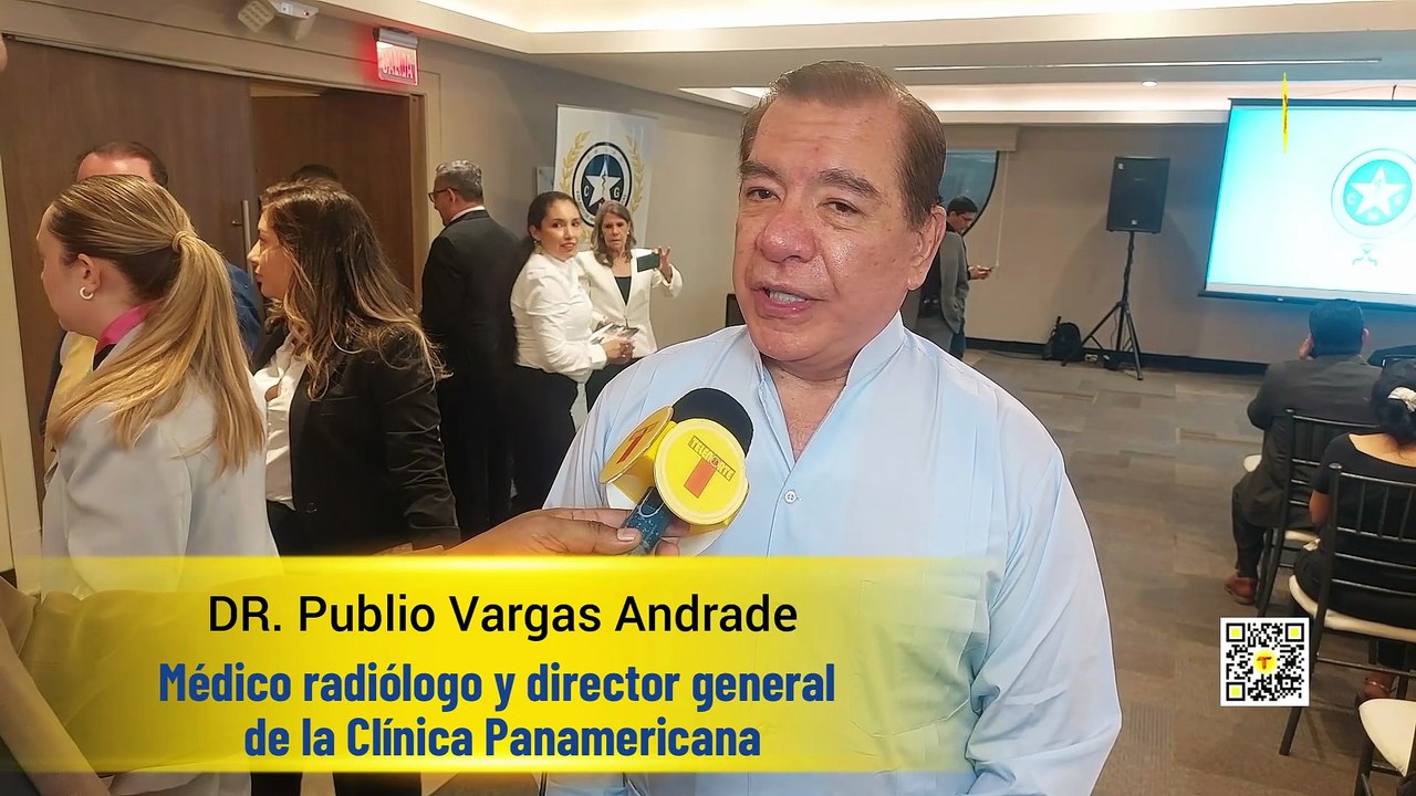 EL RADIÓLOGO DR. PUBLIO VARGAS ANDRADE COMPARTIÓ EL HOMENAJE CON LOS MÉDICOS DE LA PROVINCIA DEL GUAYAS.