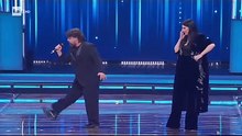 Sanremo 2026 Lillo e laura Pausini ballano sul brano la solitudine