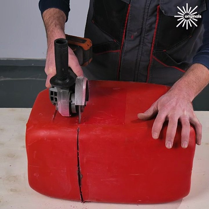 DIY toolbox from a plastic can 💡🔩