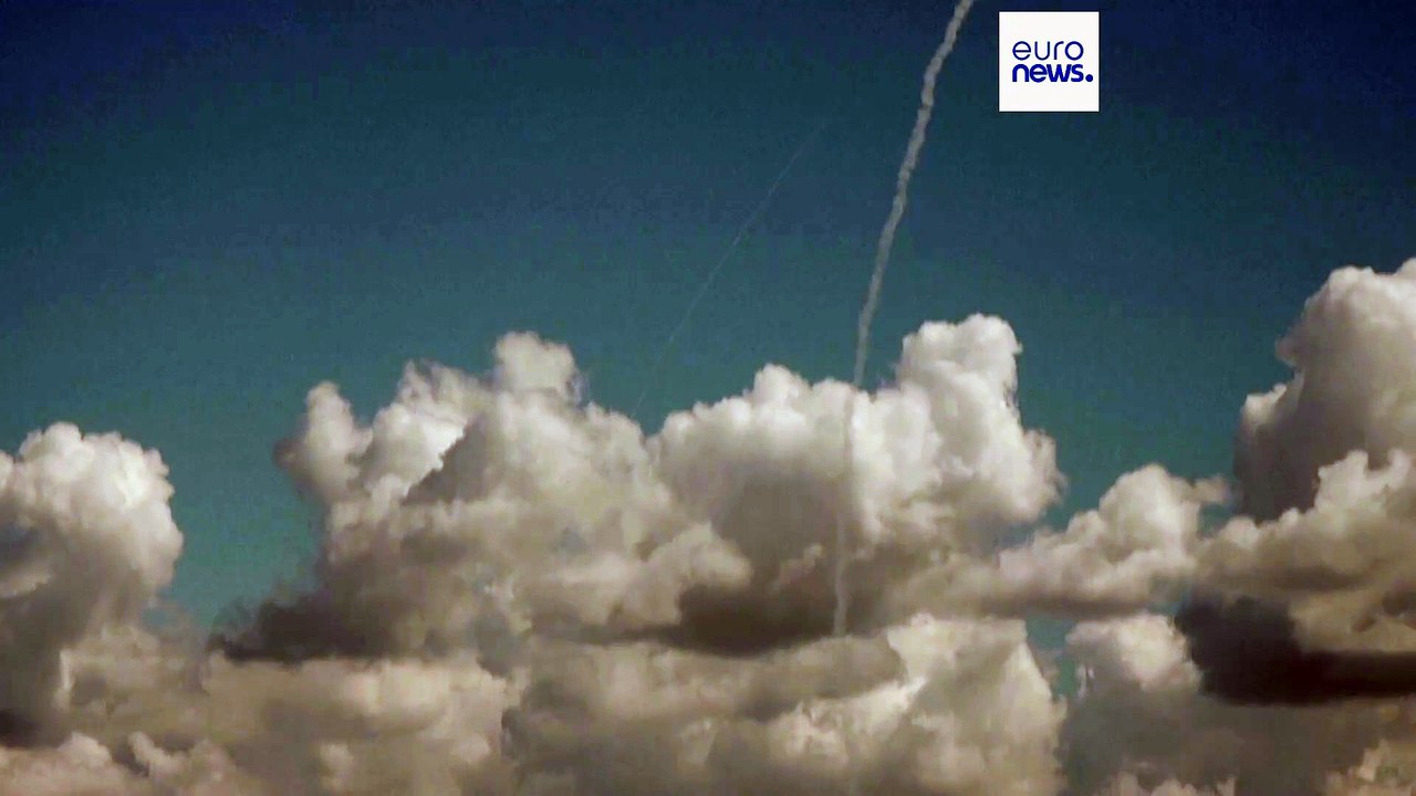 Israelische Verteidigungssysteme fangen iranische Raketen über Haifa ab