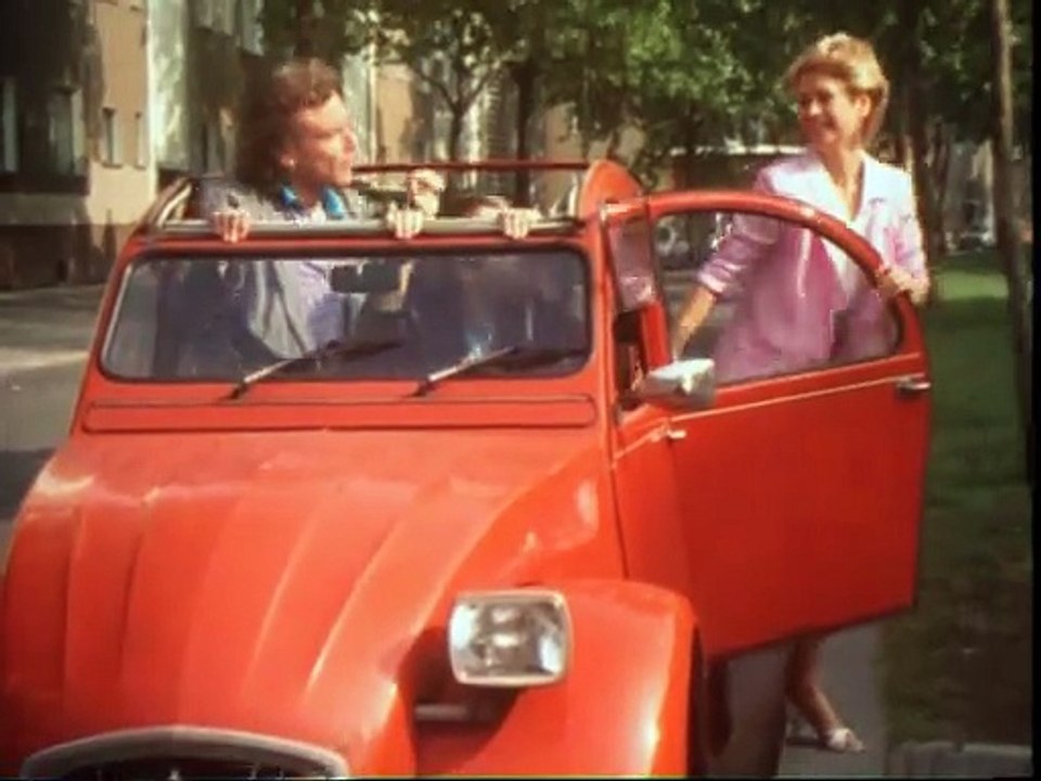 Drei Damen vom Grill S06E11-Krumme Touren