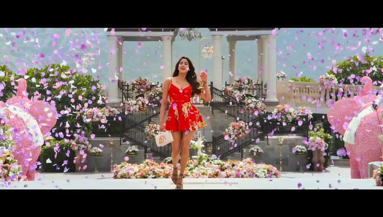 Sunny Sanskari Ki Tulsi Kumari TRAILER Only on the 🌍 Movies Planets...