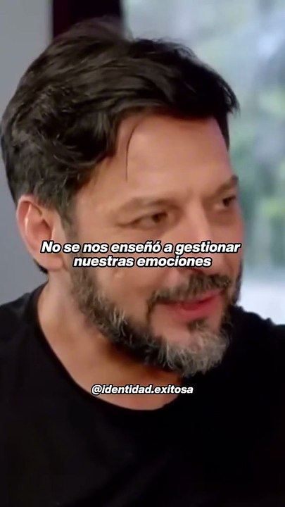 Reconoce tus emociones sin dejar que te dominen.