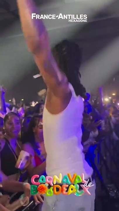 C’est l’une des étoiles montantes du bouyon. Juste après sa performance au carnaval de Bordeaux