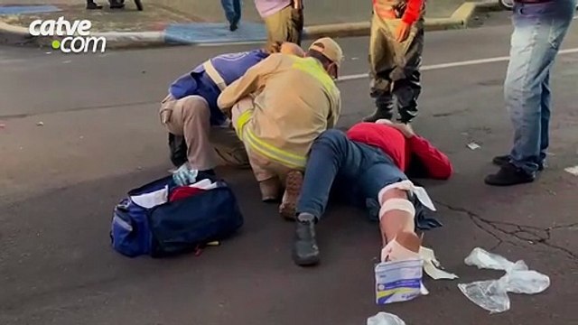 Motociclista fica ferido em forte batida com carro em Cascavel