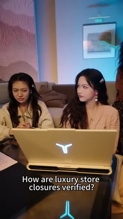 (69) End: He has always been self-restrained, returning to etiquette, and putting reason first, but at the moment she broke into the world, she lost her sense of proportion and everyone said that she was not worthy of him, but he was like crazy, blocking