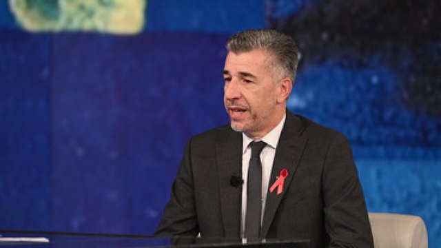 Cecchettin commosso sul palco dell'Ariston: «Trasformo il dolore per Giulia in aiuto ai fragili»