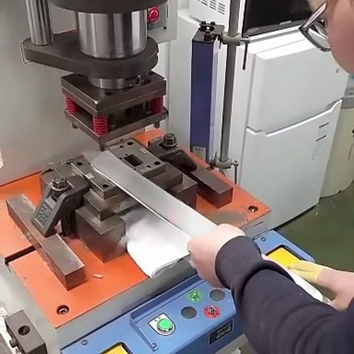 99.9% Fine Silver Bar Making Process -Luxury Metal Craft bw