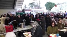 Osmangazi Belediyesi’nin iftar sofrasında yüzlerce kişi bir araya geldi