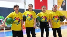 Hem spor hem kardeşlik: Dördüzler basketbolda buluştu | Ajansspor | IHA