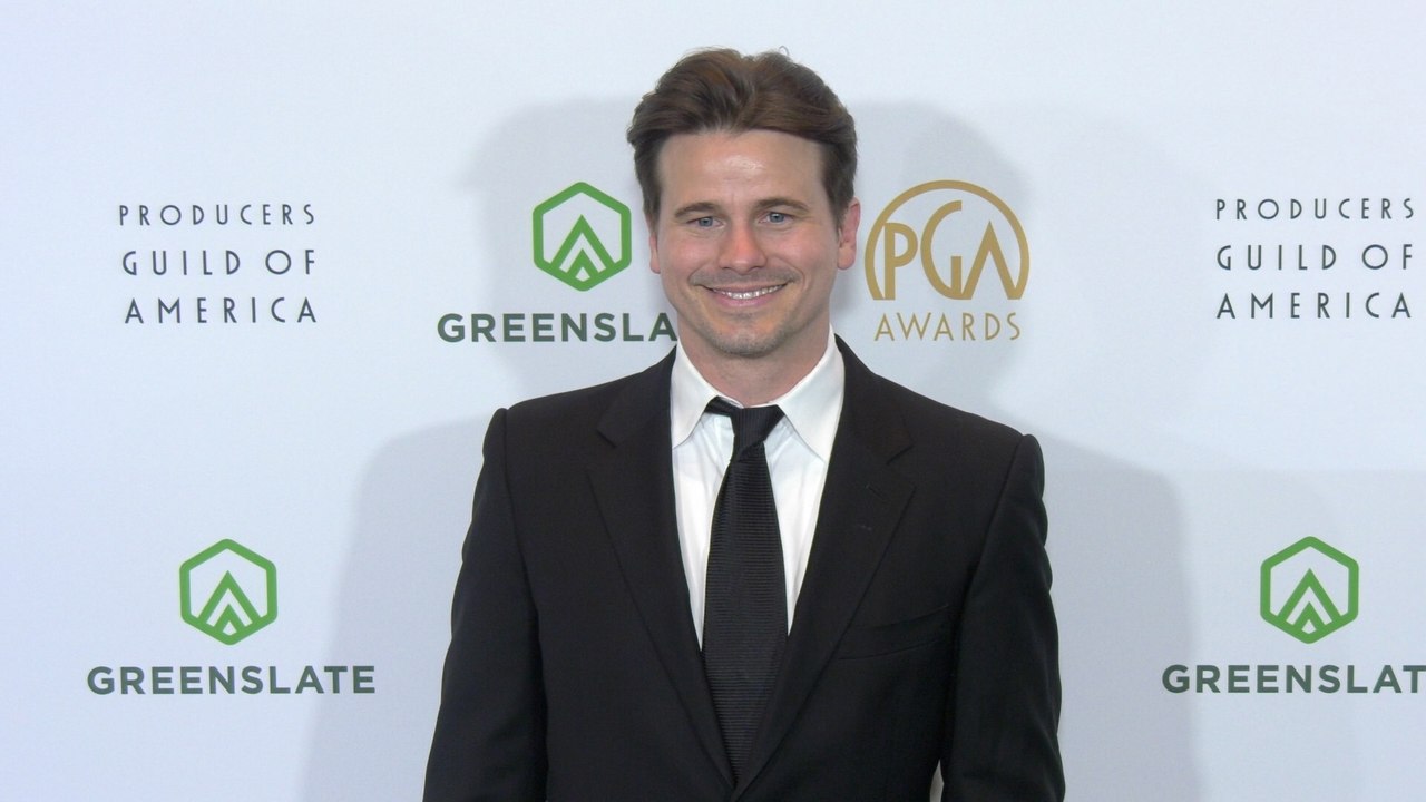 John Ritter on the black carpet at the 37th annual Producers Guild Awards