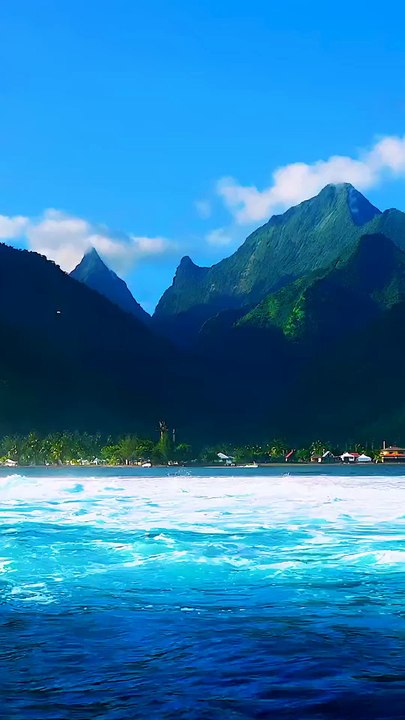 Exploring the Tropical Paradise of Bora Bora and Overwater Bungalows Nature Relaxation