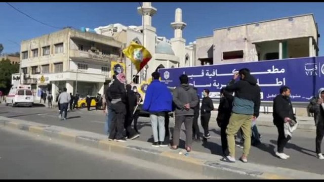 Iran, Baghdad: centinaia iracheni tentano assalto zona ambasciata Usa