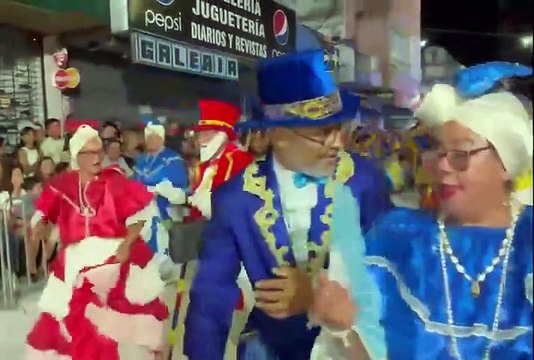Resumen del Desfile inaugural del Carnaval 2026 en Canelones, Uruguay 25/01/2026