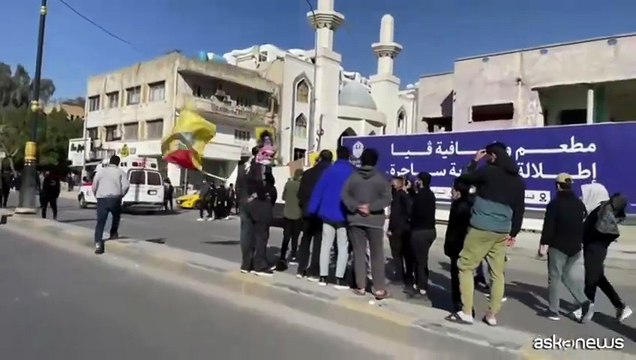 Iran, Baghdad: centinaia iracheni tentano assalto zona ambasciata Usa