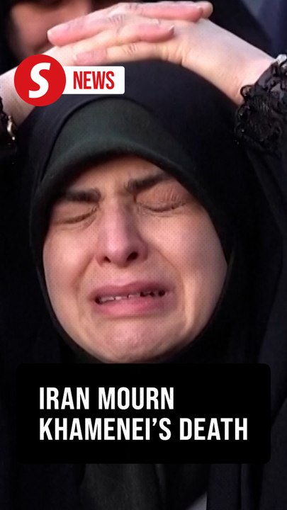 Iranians mourns Khamenei after deadly airstrikes