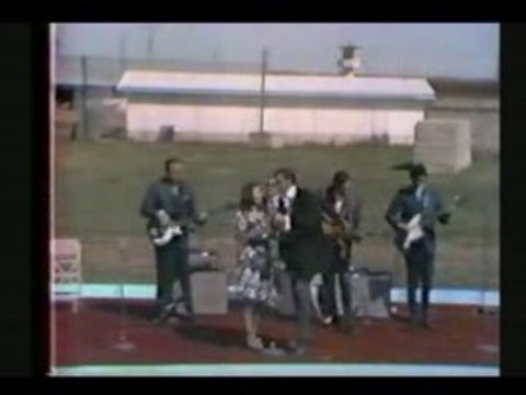 Johnny Cash and June Carter- Long Legged Guitar Pickin' Man