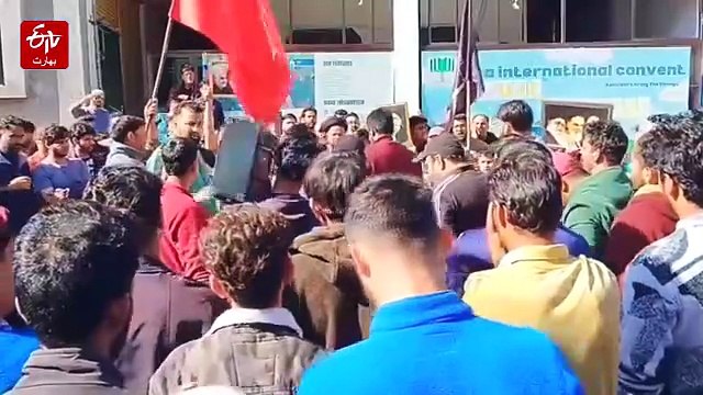 جموں و کشمیر میں آیت اللہ خامنہ ای کی ہلاکت پر احتجاجی مظاہرے: جموں سے سرینگر تک ریلیاں، تعلیمی ادارے بند، ہڑتال کی کال، سکیورٹی ہائی الرٹ