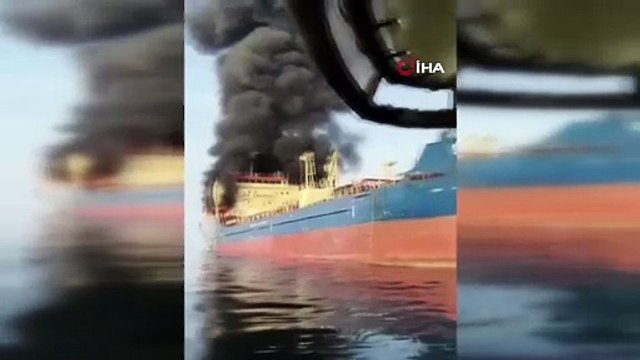 Hürmüz Boğazı'nda korkulan oldu: Petrol tankeri saldırıya uğradı