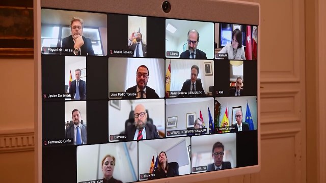 Albares confirma que no hay víctimas españolas en los bombardeos en Oriente Medio