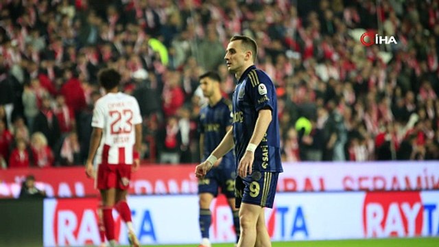Trendyol Süper Lig: Antalyaspor: 1 - Fenerbahçe: 0 (İlk yarı) | Ajansspor | IHA