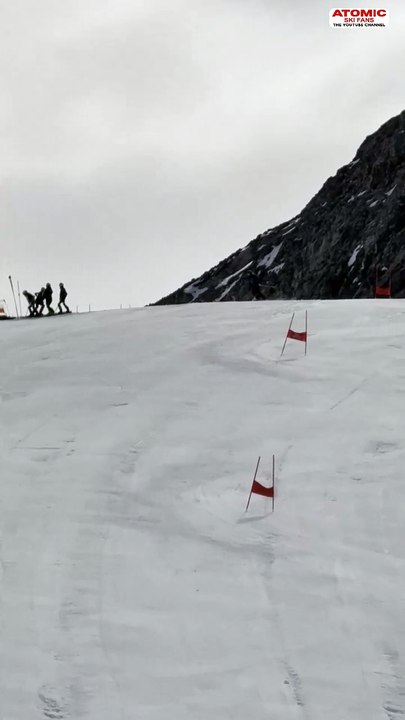 Cool skiing