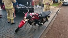 Adolescente fica ferido em acidente entre moto e carro no bairro Canadá