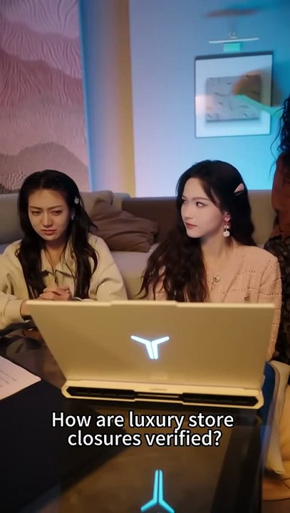 (69) End: He has always been self-restrained, returning to etiquette, and putting reason first, but at the moment she broke into the world, she lost her sense of proportion and everyone said that she was not worthy of him, but he was like crazy, blocking