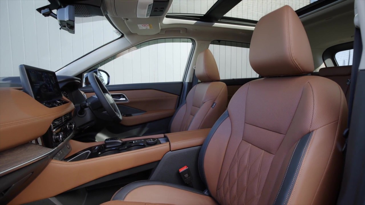 2026 Nissan X-TRAIL e-Power Interior Design in Brown leather - video ...