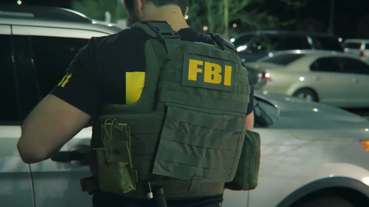 FBI & SWAT BUST CJNG Drug Runners With $20M Coke In America | 55 Dealers ARRESTED