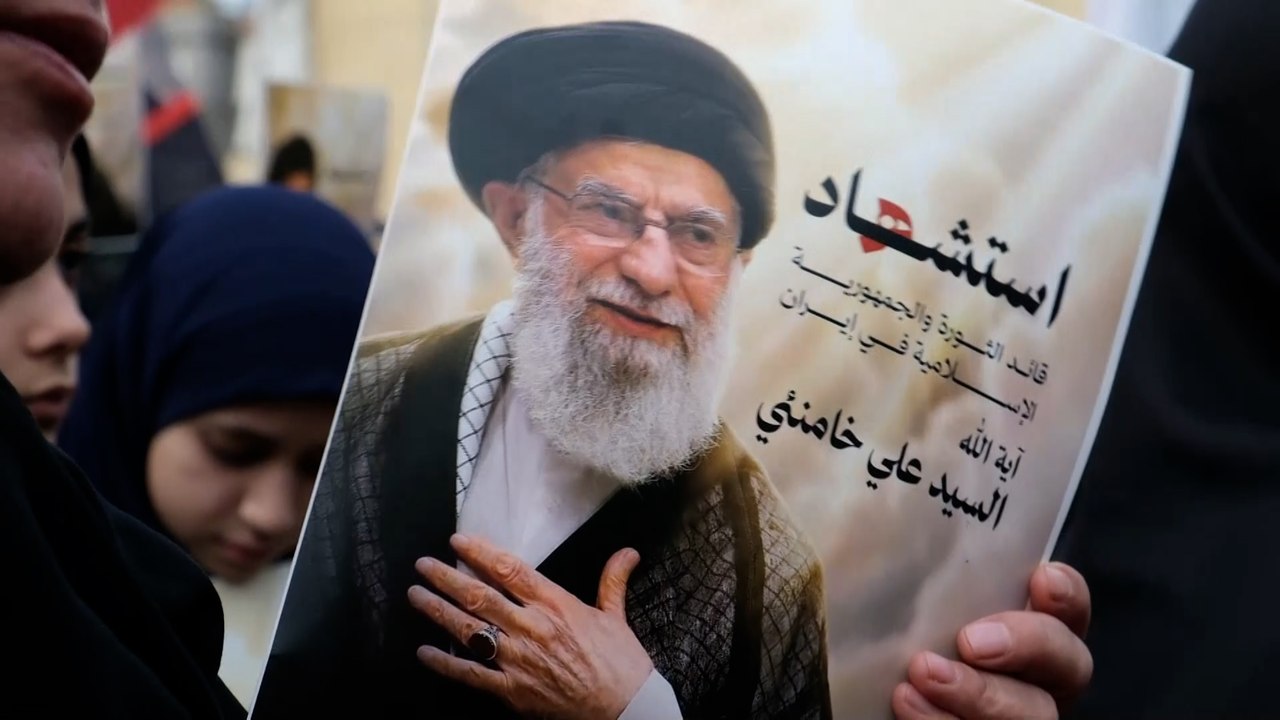 Irán se muestra dispuesto a negociar en plena ofensiva que Trump prevé breve