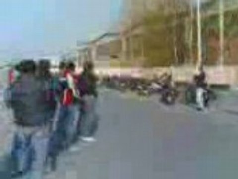 Corse Clandestine Scooter E Moto Zip Vs Zip