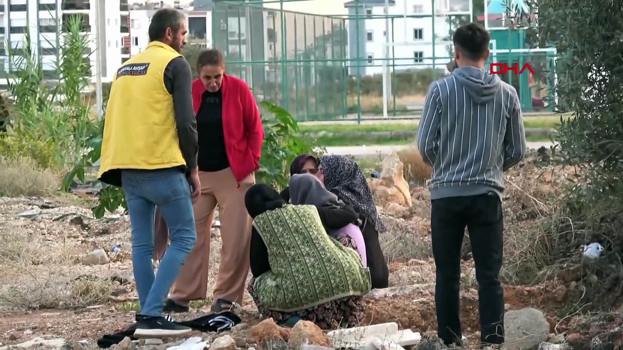 Polis memurundan "aile katliamı" savunması: Çocuklarımın geleceği için bir anlık öfkeyle yaptım