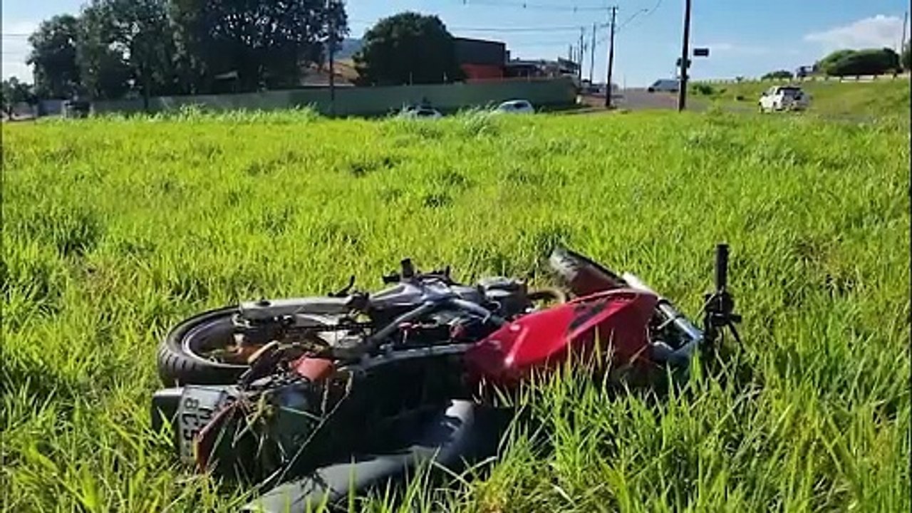 Motociclista fica ferido após colisão com Tera às margens da PRc-467