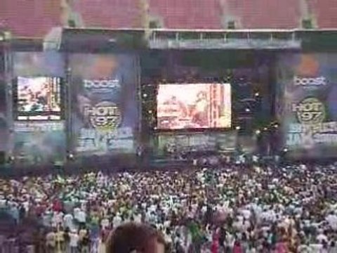 Alicia Keys Enters Summer Jam stage 2008 with Ghetto story