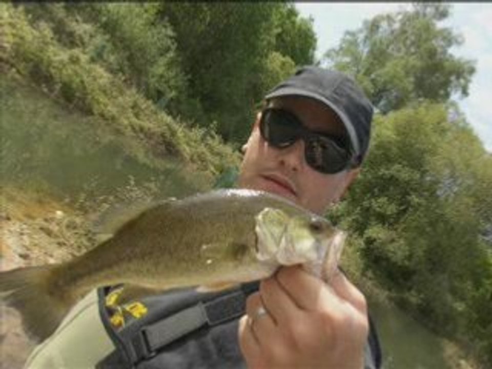 Partie de peche du brochet et black bass