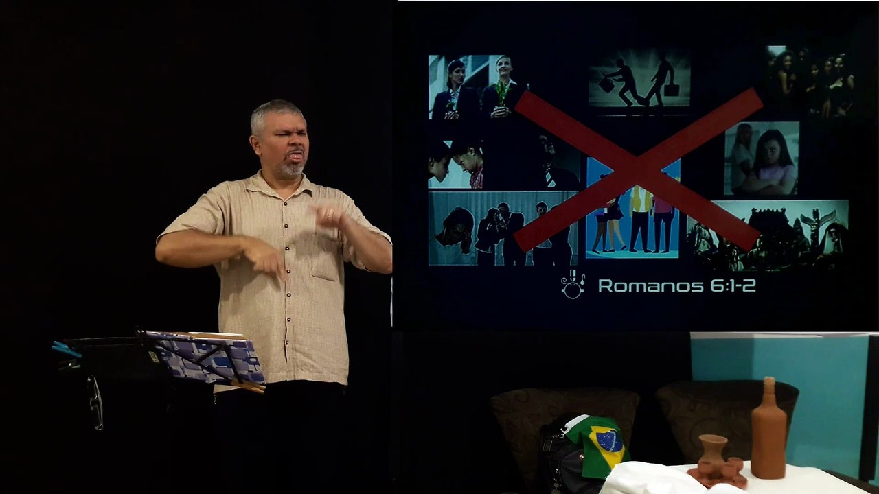 Morreu para o pecado, vivos em Cristo #1  Romanos 6:1-4.