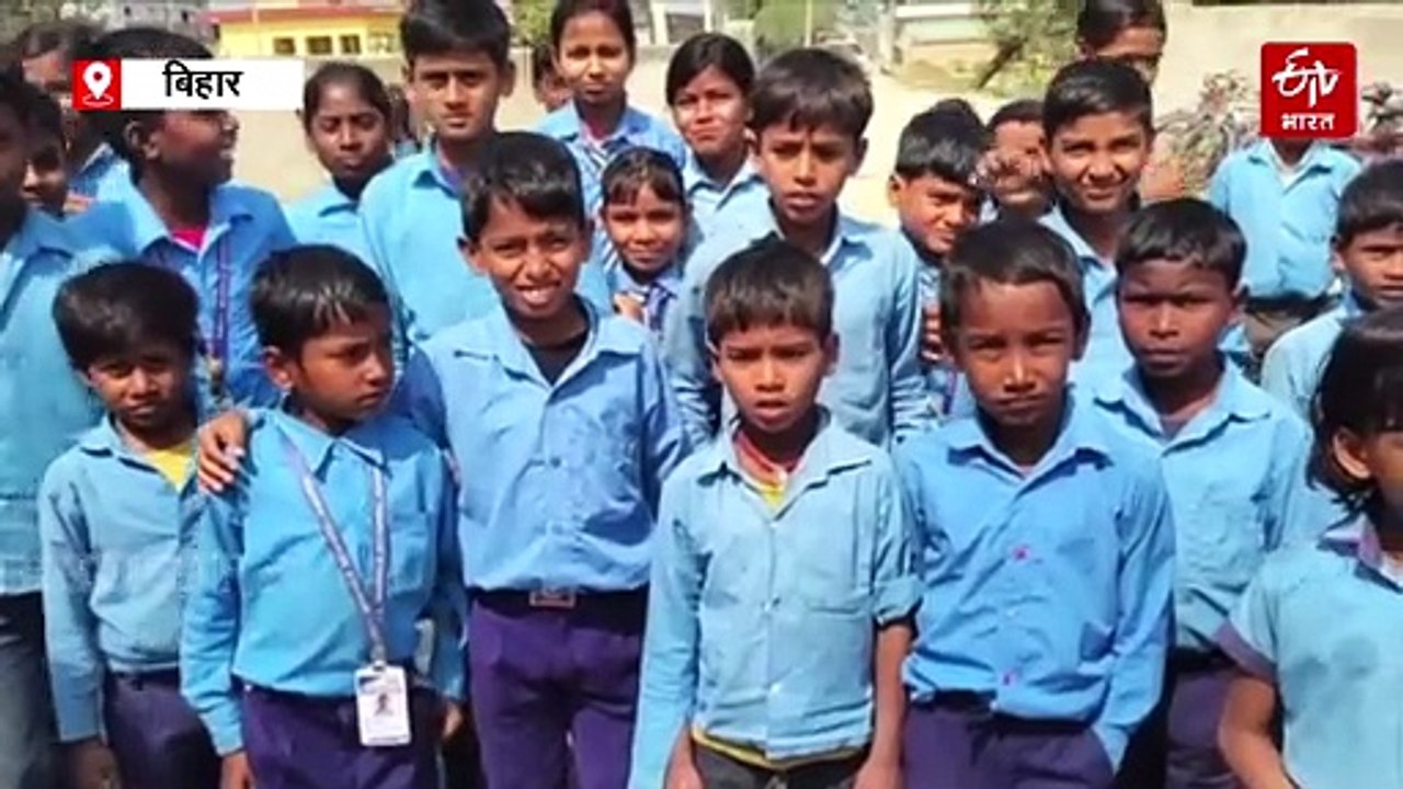 होली के बाद बिहार के इस गांव ने लिया 300 बच्चों...
