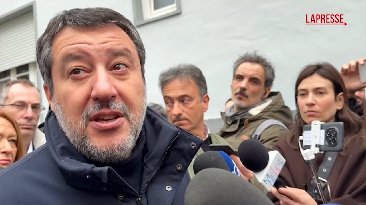 Salvini su congedo parentale paritario: "Bocciatura? Non conosco adeguatamente il tema "