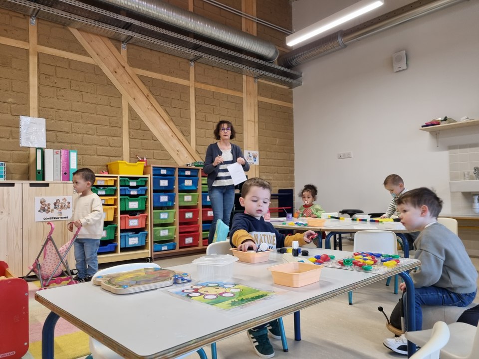 Côtes-d'Armor : ces enfants découvrent leur nouvelle école en plein milieu de l'année scolaire