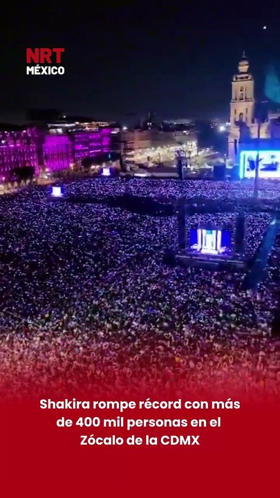 🔥La cantante colombiana #Shakira reunió a más de 400 mil personas en un concierto gratuito en el Zócalo de la Ciudad de México.