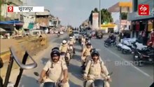 होली से पहले छत्तीसगढ़ पुलिस का शक्ति प्रदर्शन, दुर्ग में 900 जवान, सूरजपुर में 600 जवान तैनात, जगह-जगह निकला फ्लैग मार्च