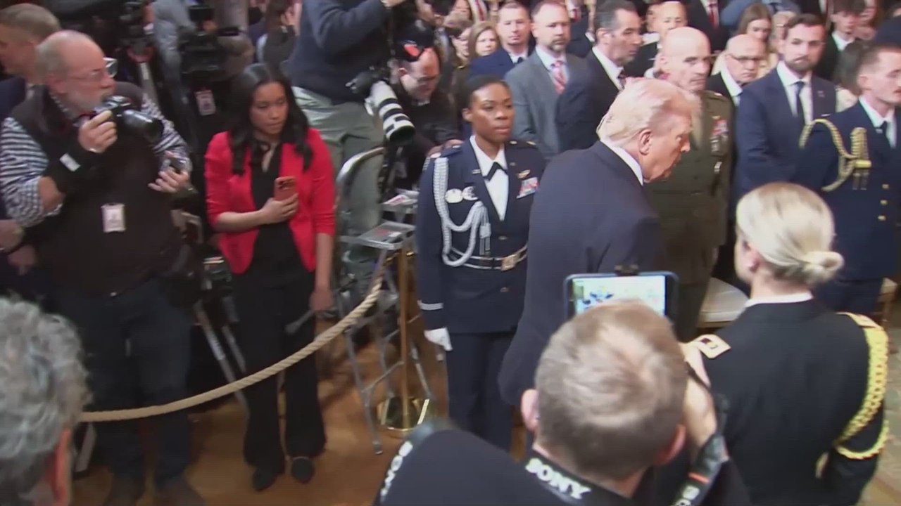 Trump Appears With Rash on Neck at Medal of Honor Ceremony