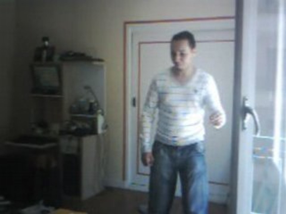 yacine ne sait pas danser