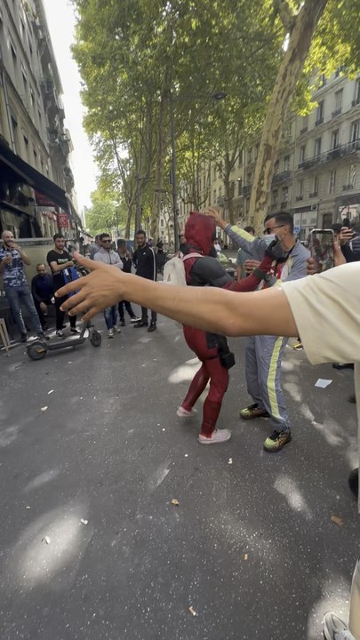 J’aime la verdure et les arbres !! Vive la France plein de couleurs !!